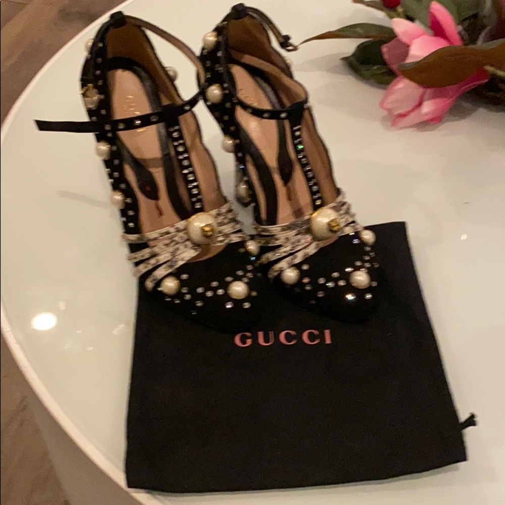 Gucci shoes